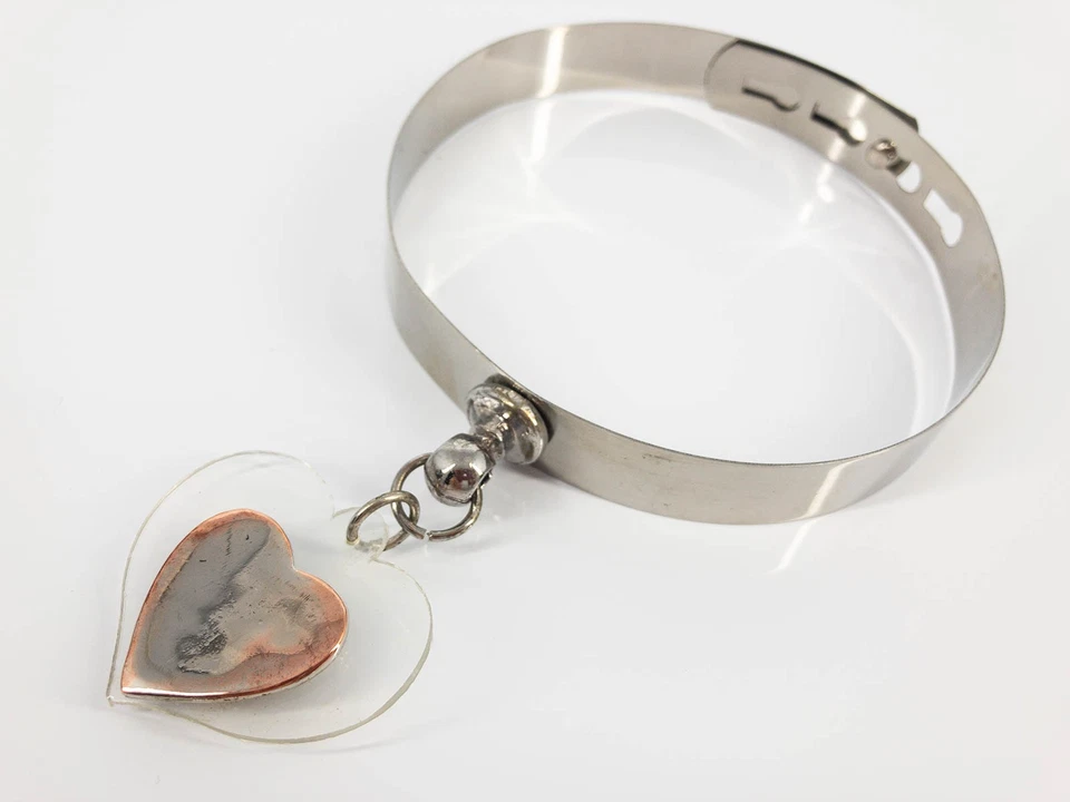 Vintage Boy London Glow-In-The-Dark White Punk Rave Heart Choker B - Image 2 of 4