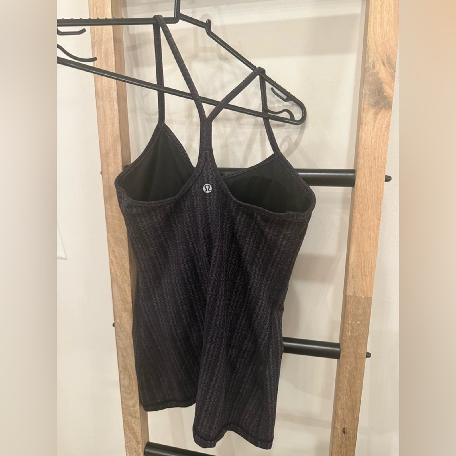 Lululemon Gray Patterned Tank 8 - image 2