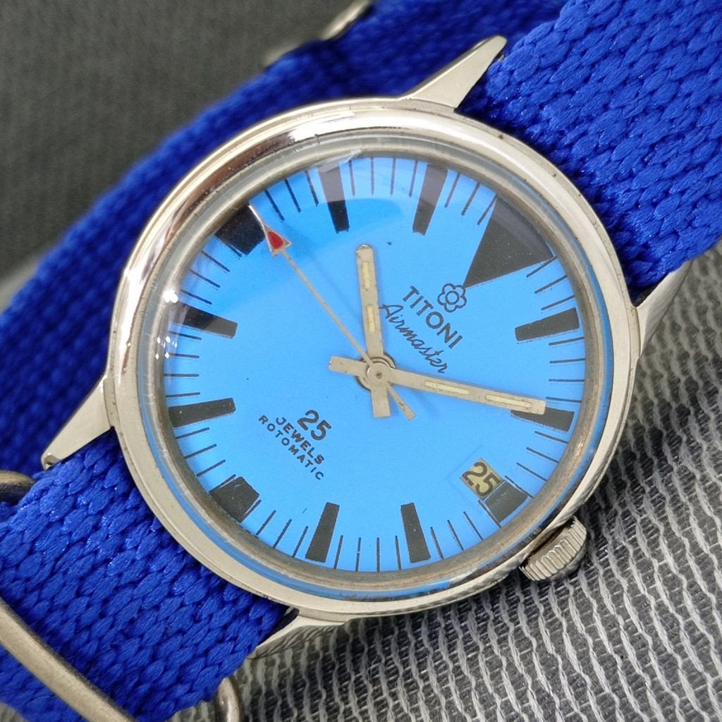 WATCH VINTAGE AIRMASTER BLUE TITONI SWISS ROTOMATIC MENS a1462-U COLOR DIAL - vintagewatches.pk