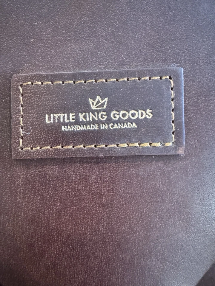 Cartera de artículos de cuero Little King Foto 4 de 4