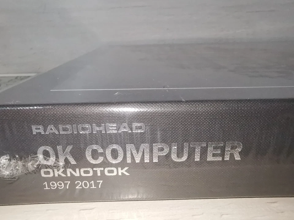 Radiohead – OK Computer OKNOTOK 1997 - 2017- Box Set - M/M - Bild 3 von 4