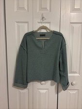 Urban Outfitters Green/Sage Pullover Light Weight Oversized Sweater Size Small