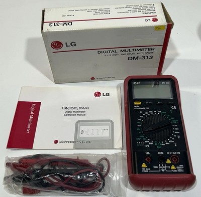 LG Digital DM-313 Voltage Multimeter W/ Case & Leads Made In Korea, Excellent