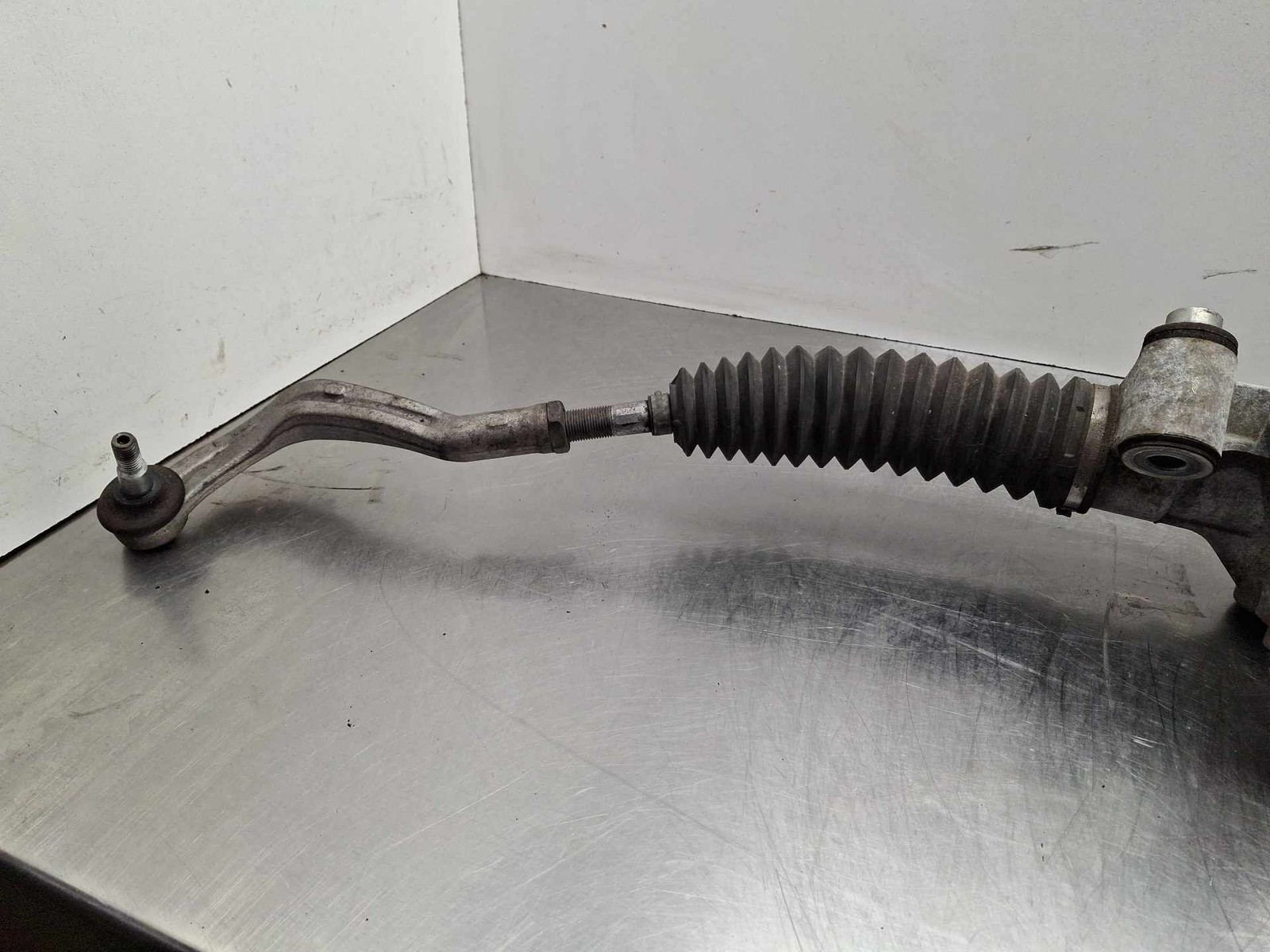 2017 Maserati Levante S 3.0L Power Steering Gear Rack & Pinion 54K 06730107900