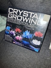 5557 Crystal Growing Science Experimental Kit - 7 Crystal Science Experiments