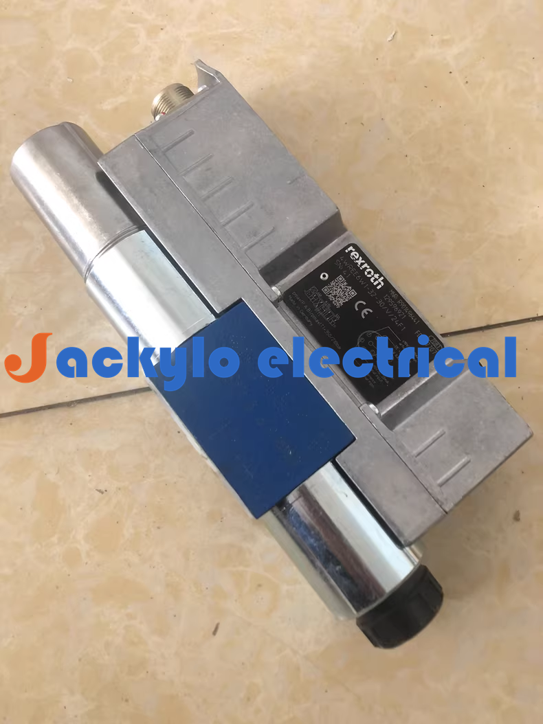 REXROTH R901496441 4WREE6W1-32-30/V/24F1 Valve new via FedEx or DHL