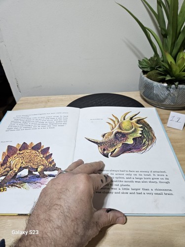 1974 Merrigold Press Dinosaurs Giants Of The Past by Eileen Daly Hardcover Book - 第 11/14 張圖片