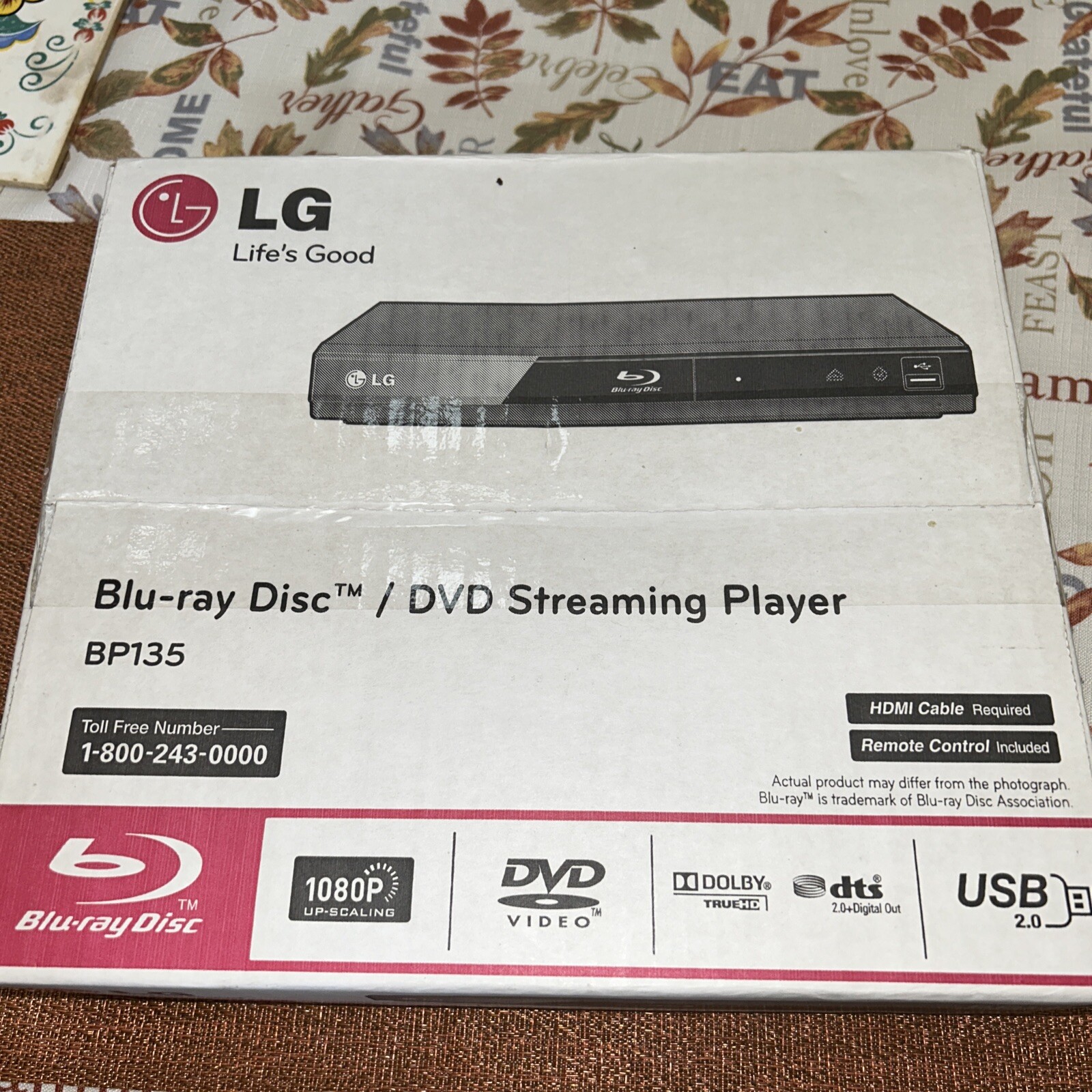 LG BluRay Disc DVD Streaming Player Model BP135 with Remote Brand New