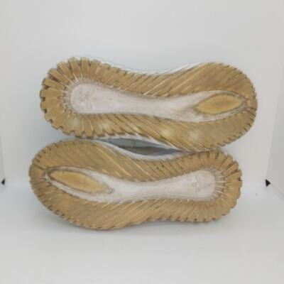 AdidasOriginal Tubolar Radial Mens Pre-owned White & Gray  display picture 3