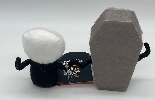 Target Hyde and Eek Halloween Felt Duo Skeleton and Coffin - Picture 2 of 2