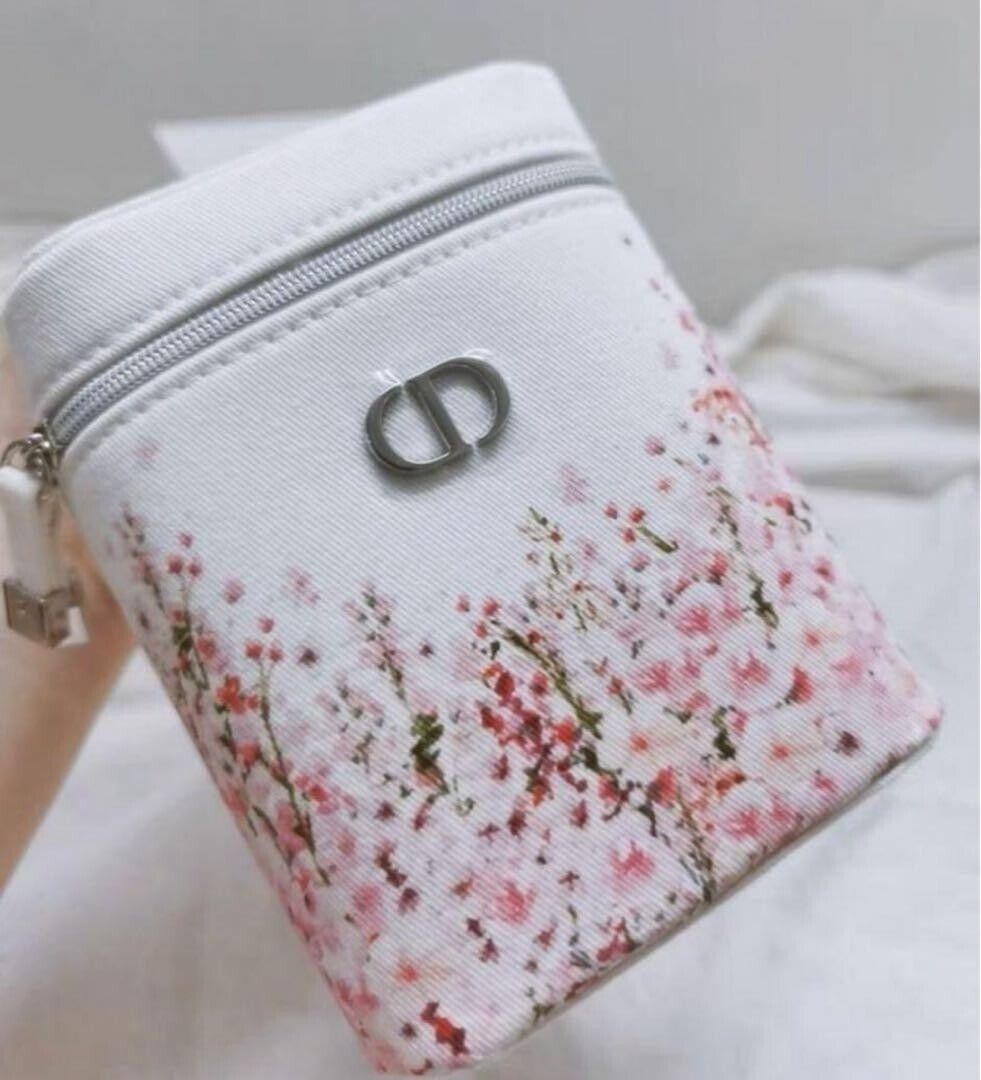 Christian Dior Vanity pouch Flower White 13×10x9.5cm Novelty Christian Dior Vanity pouch Flower White 13×10x9.5cm Novelty
