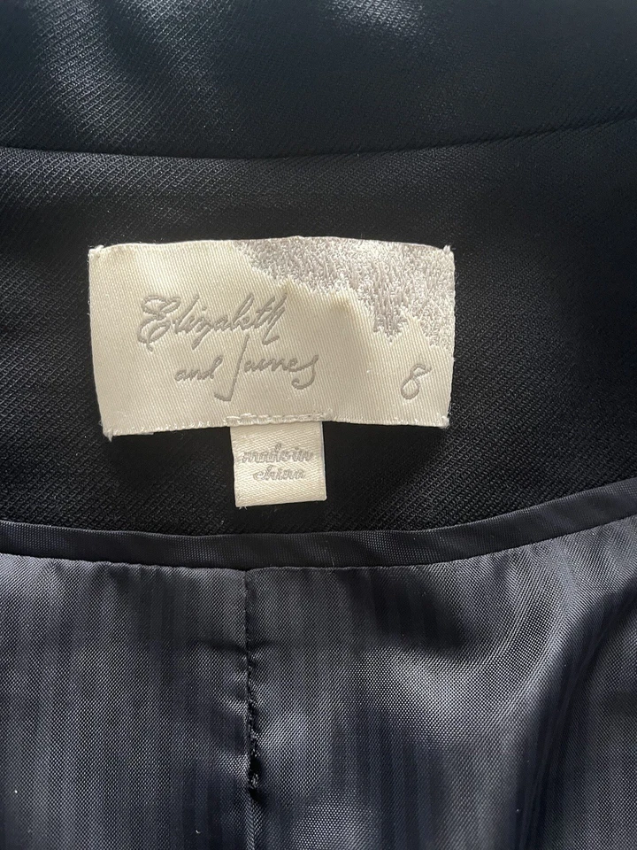 chaqueta corta elizabeth and james  Foto 4 de 4