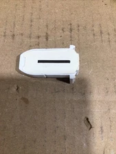 Handy Man Screw-in Medium Bipin Fluorescent Lamp Holder Model 4000-B QTY 1 NOS