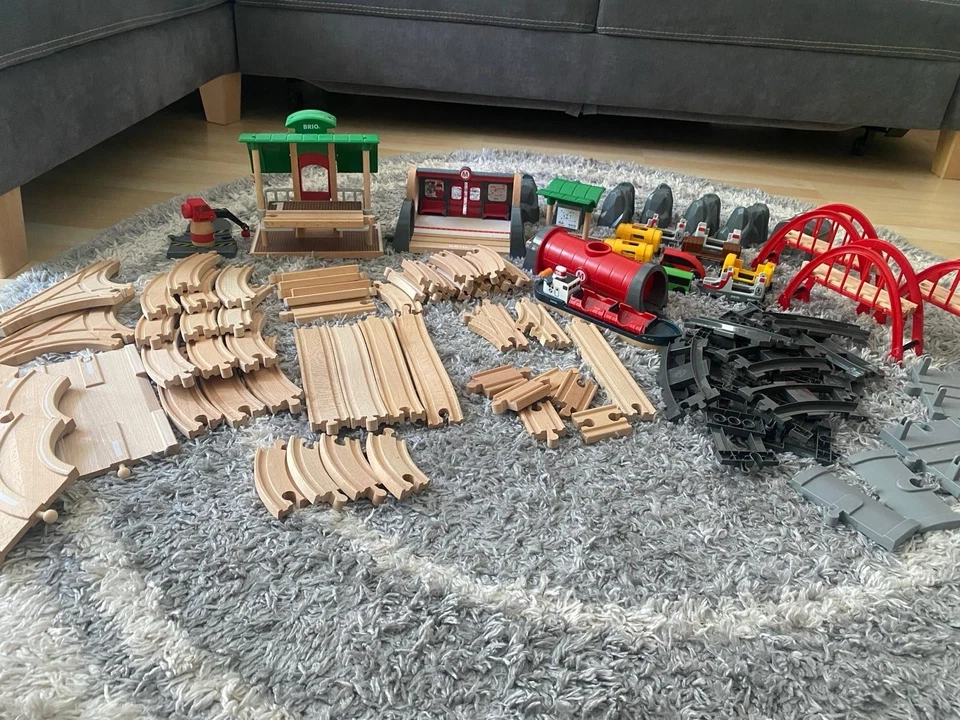BRIO World XXL Set – ca. 80 Teile | Bahn & Straße | Top Zustand | - Bild 2 von 4
