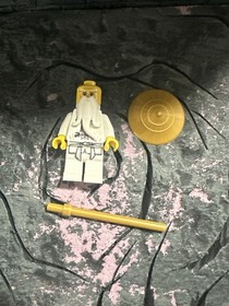 Sensei Wu - gold Hat 9450 70505 Master Ninjago LEGO&reg; Minifigure Mini Figure
