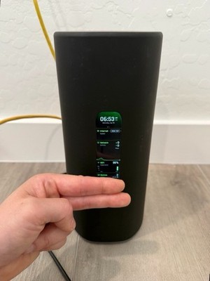 EUC Amplifi Alien Wi-Fi 6 Tri-Band Router (AFi-ALN-R) Fully Tested Great Screen
