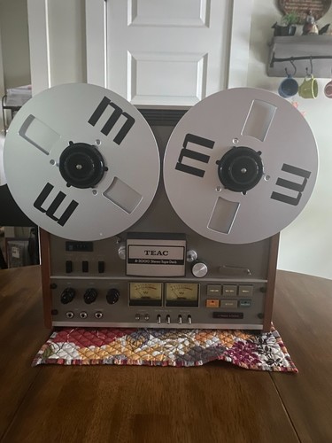 TEAC A-3000. Beautiful and In Working Condition. Sounds Great. PLEASE READ