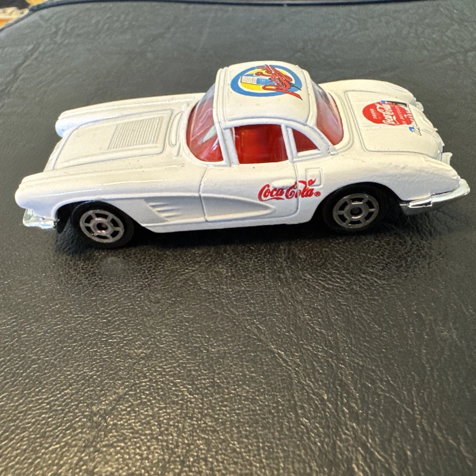 Vintage 2000's Majorette White 1958 Corvette Coca-Cola 1/58th Diecast Toy Car - Image 2 of 4