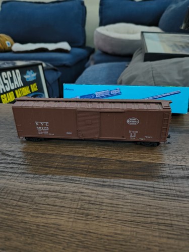 Coche caja puerta corredera Athearn 50' ~ NUEVA YORK CENTRAL ~ Rd# NYC 80775 KADEES | Zustand: Used