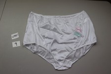 Vintage NYLON Panties Smart Fit Sz 12 White Pin-Up Retro Embroidered Flowers