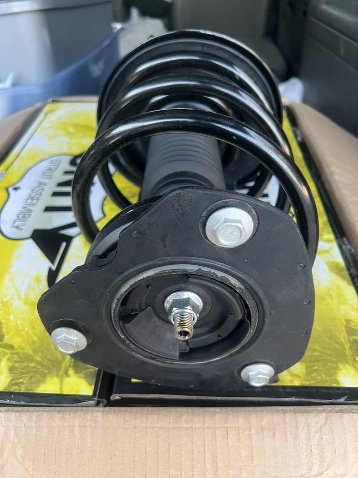 Pair Front Struts With Coil Springs For 2007 2008 2009 2010 2011 Nissan Altima Foto 2 de 4