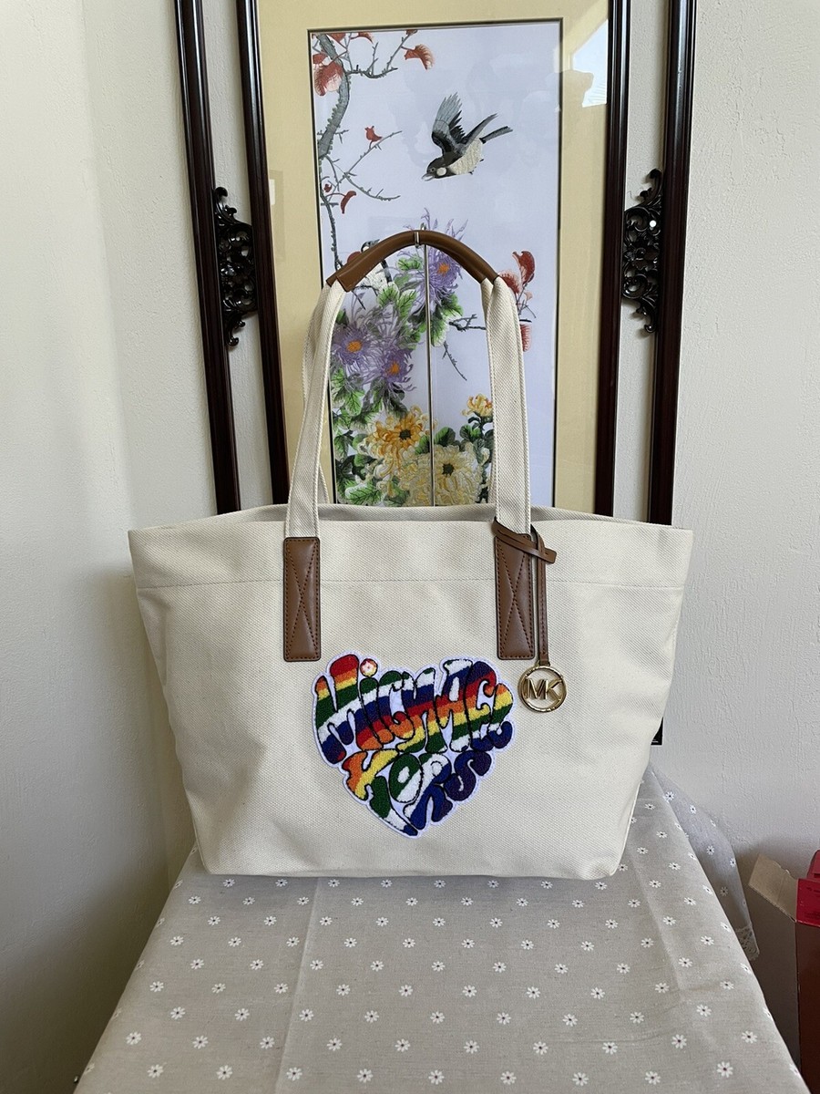 Michael Kors♥Heart Patch Tote ナイロントートバッグ NWT Michael kors The Michael Large Heart Patch Cotton Tote