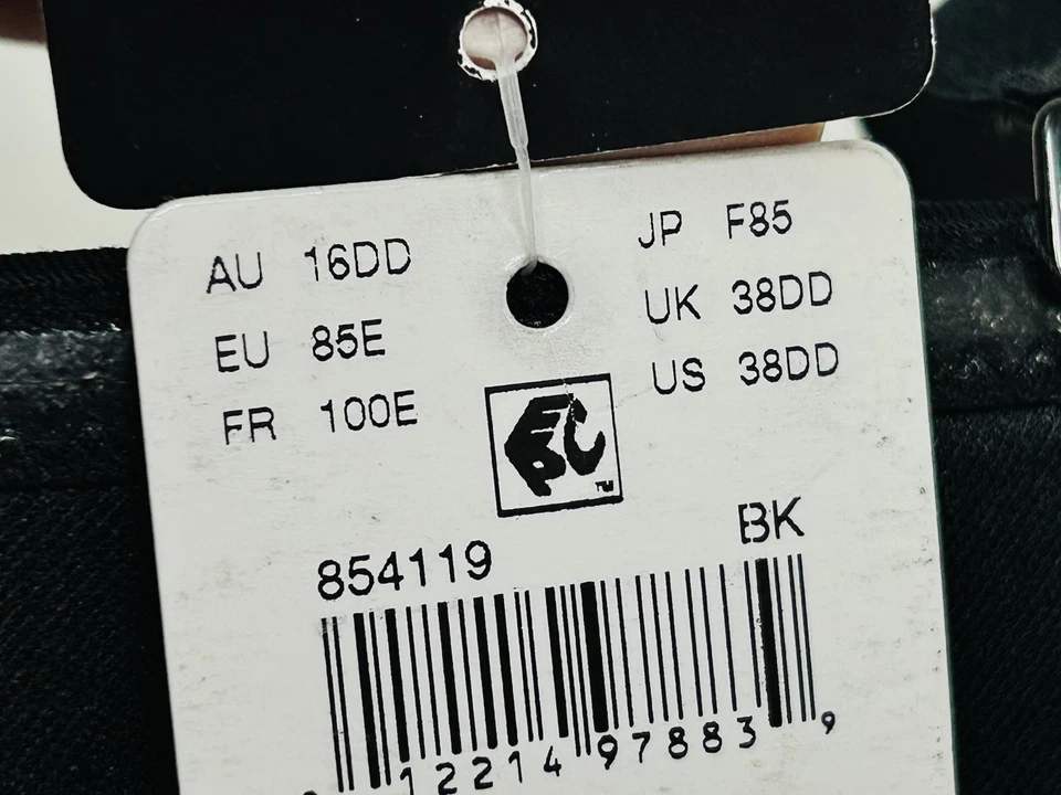 Wacoal 854119 Underwire Lined Multi Way Strapless Bra size 38DD - Image 4 of 4