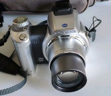 Konica Minolta Dimage Z2 4 MP Digital Camera Working