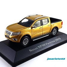 Nissan NP300 Frontier - 2015 1:43