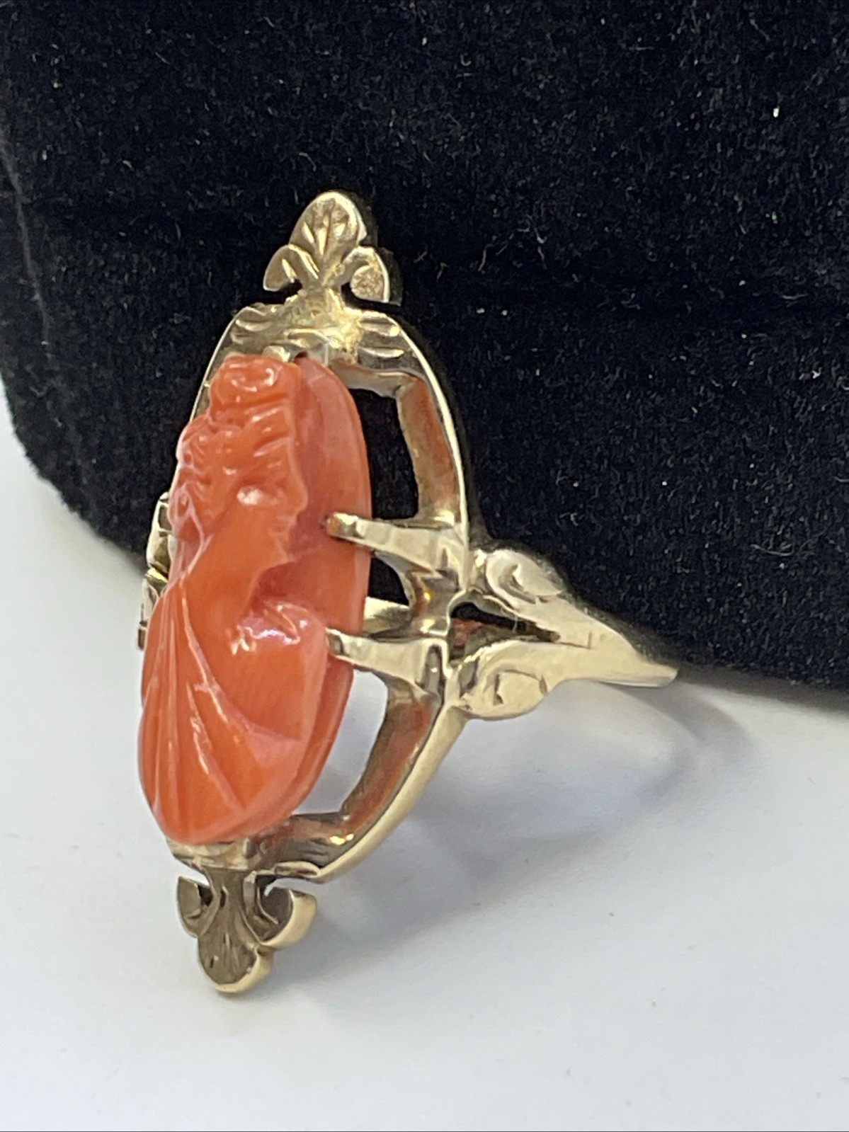 ANTIQUE HANDMADE Solid 9K Yellow Gold Carved Cora… - image 18