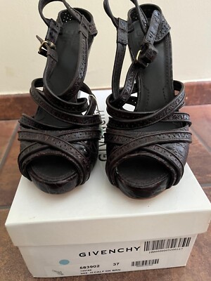 Givenchy Sandalen braun Gr.37, Absatzhöhe 12 cm, ungetragen