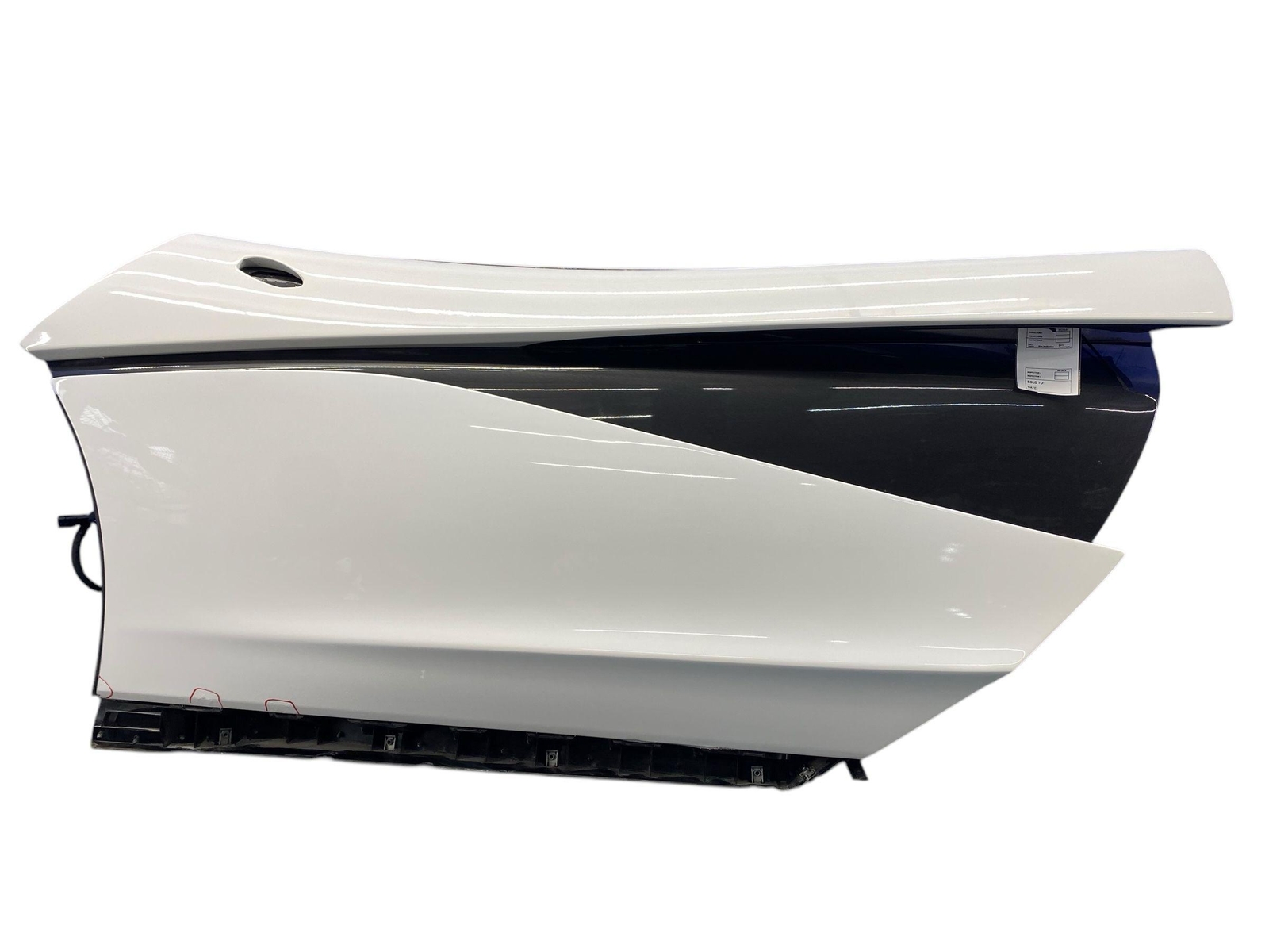 2016-2021 MCLAREN 570S FRONT LEFT DOOR ASSEMBLY W/O ROCKER MOULDING WHITE *NOTE*