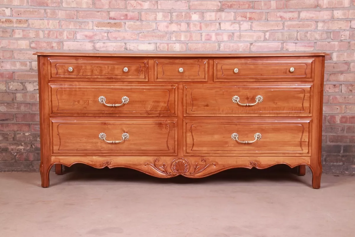 Cherry wood dresser outlet