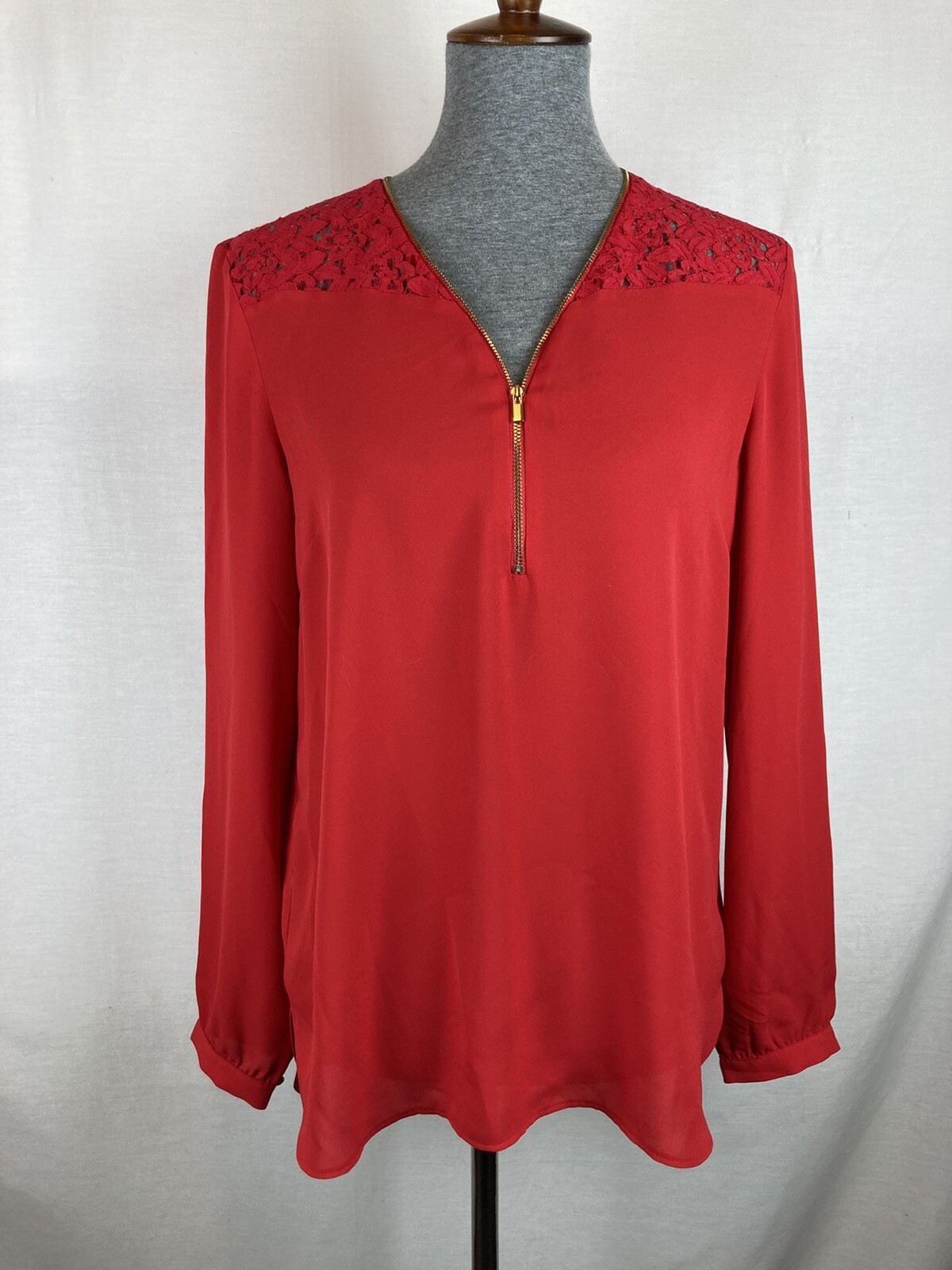 Cache Size Medium Blouse Solid Red Long Sleeve La… - image 1
