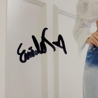Emily Tosta signed 8x10 photo Mayans M.C. autograph ~ Beckett BAS