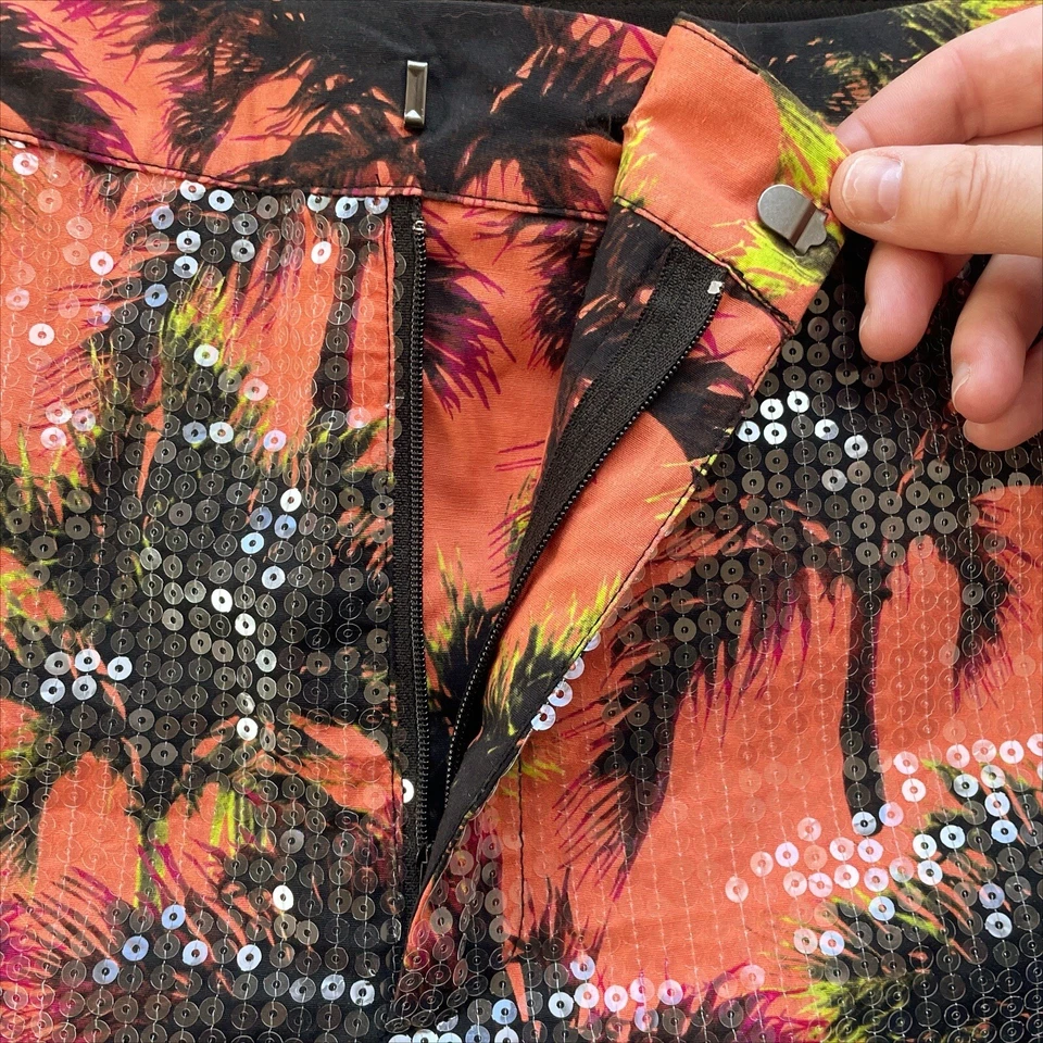 Le Superbe Ocean Park Sequined PCH Palms Shorts Size 2 - Image 3 of 4