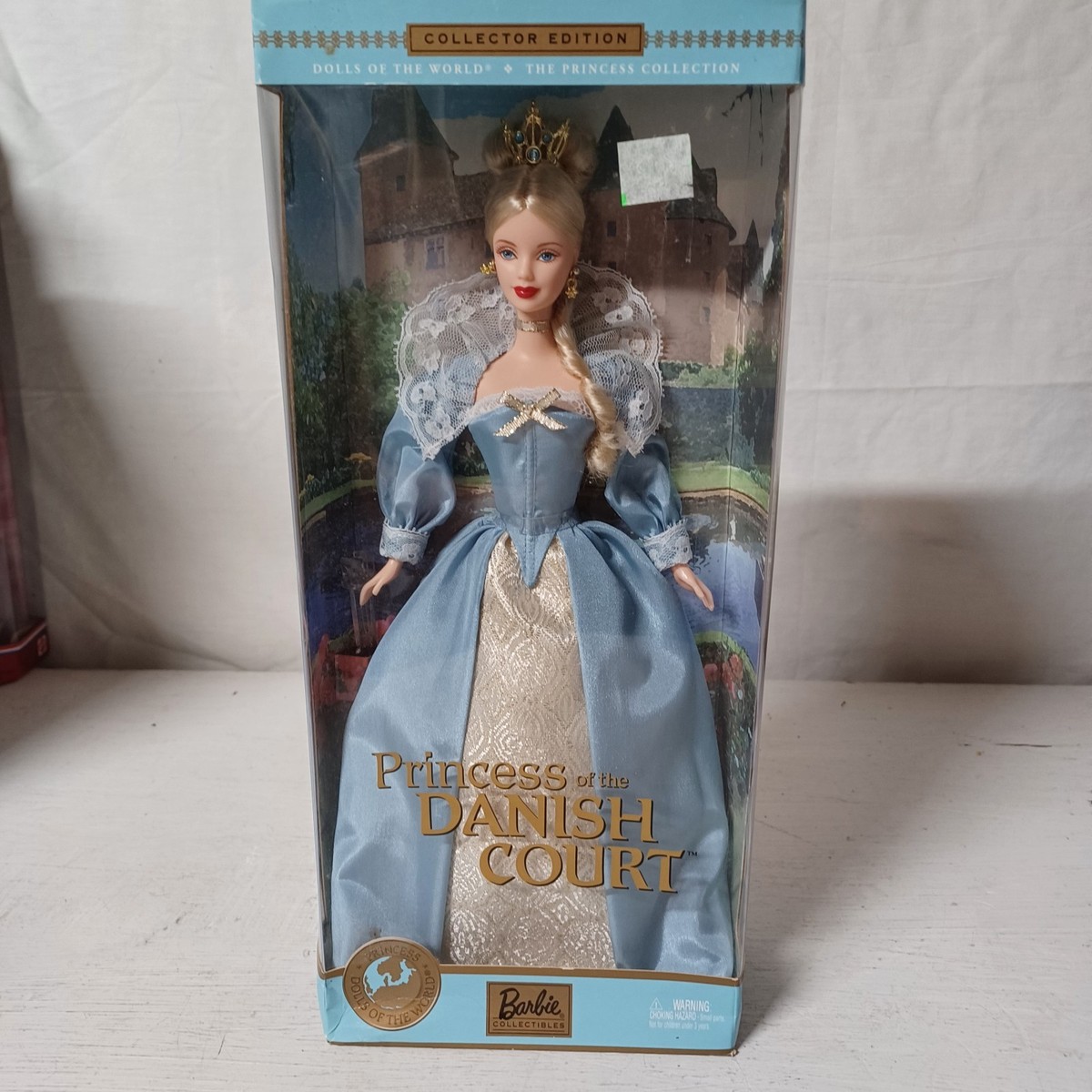 バービー Princess of the DANISH COURT Dolls Of The World Princess of the Danish Court Barbie Doll