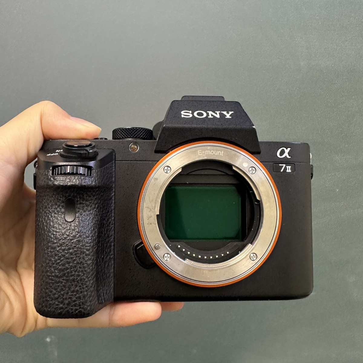 Sony Alpha a7 II ILCE-7M2 24.3MP Full Frame Mirrorless Camera