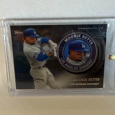 Topps 2020 Series 2 Mookie Betts Dodgers Player Medallion #TPM-MB /99