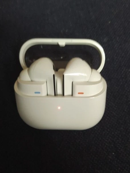 Samsung Galaxy Buds 3 Pro, blanco, embalaje original, como nuevo