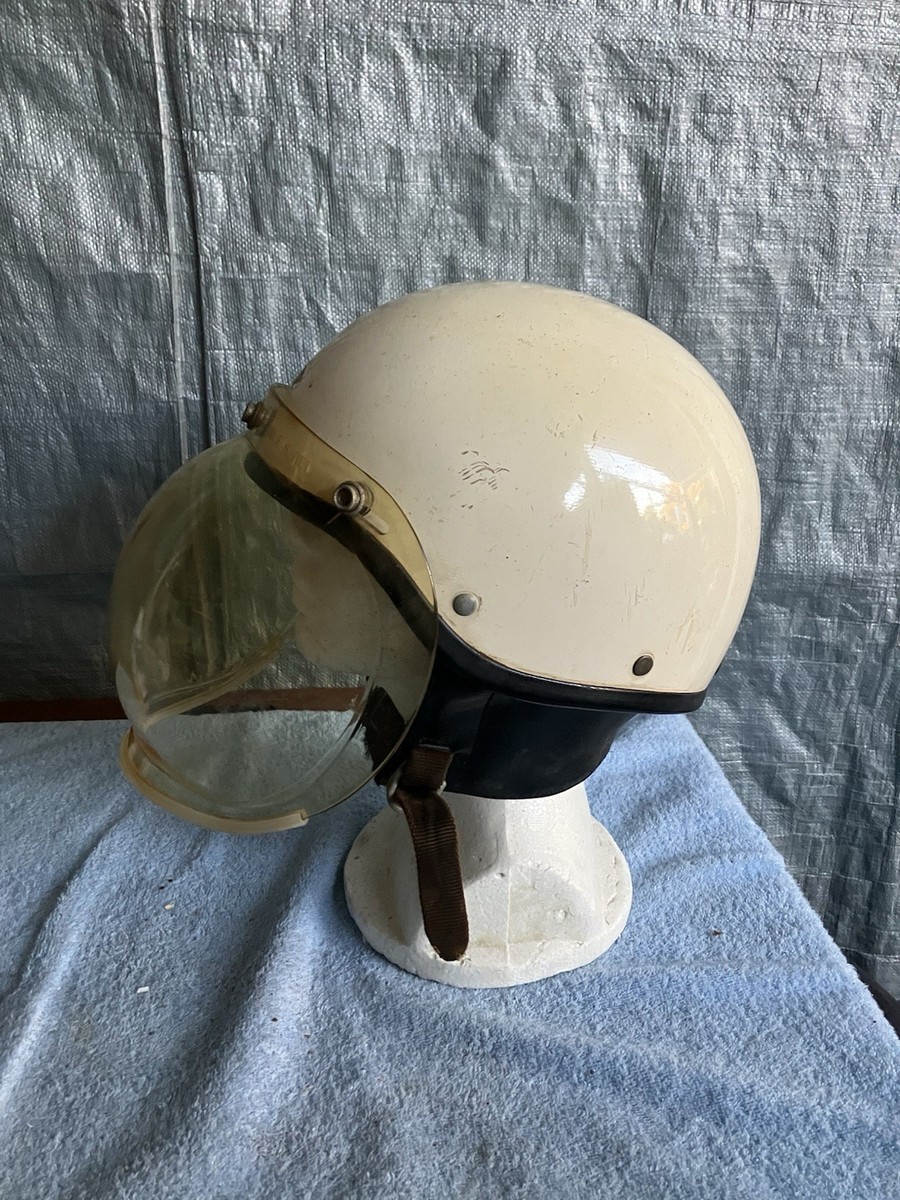 airasia motorcycle helmet This December, AirAsia boss Tony Fernandes will be food delivery rider for  company's new food app