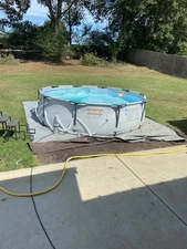 10’x30 Above Ground Swimming Pool. Great Condition Plus Accessories