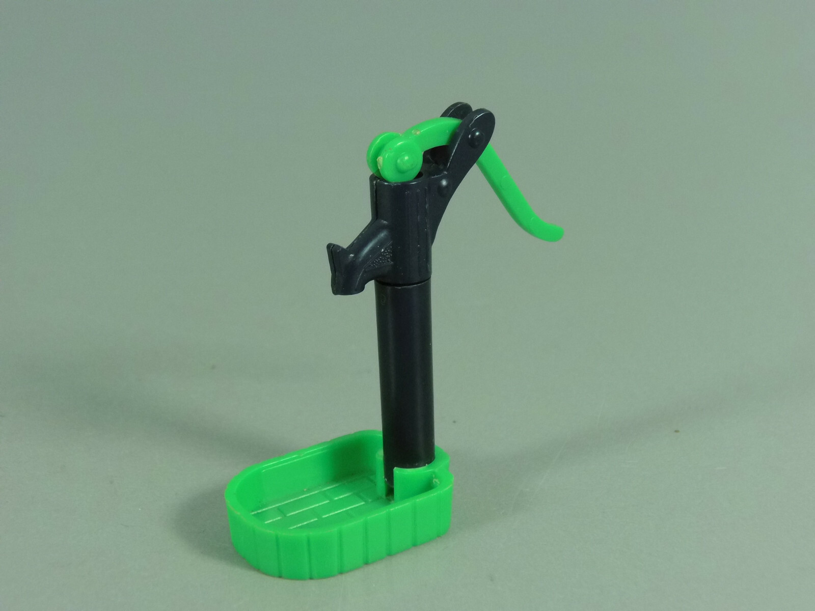 JUGUETES: bomba de agua - negro/verde (UE)