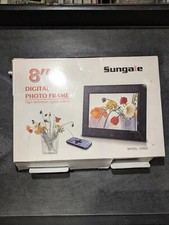Sungale 8 inch Digital Photo Picture Frame Electronic Display