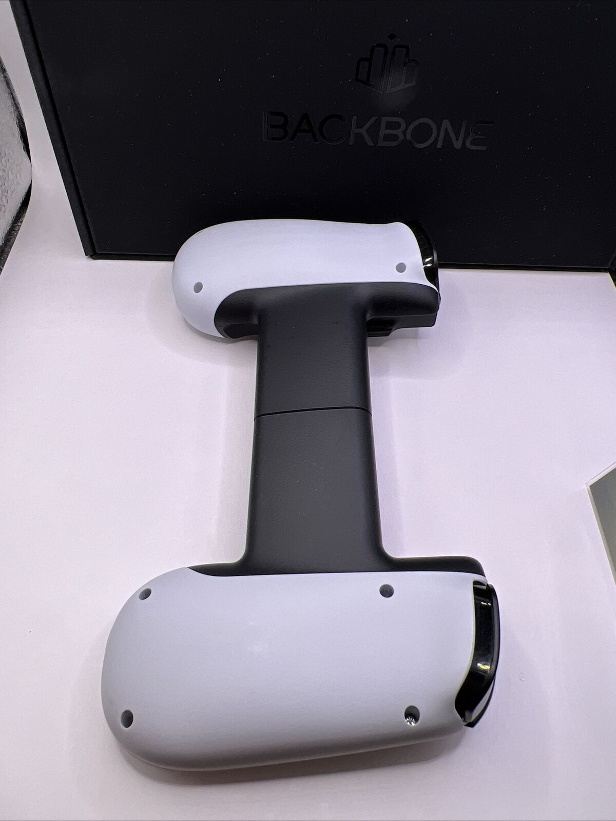  BACKBONE One Mobile Gaming Controller for iPhone