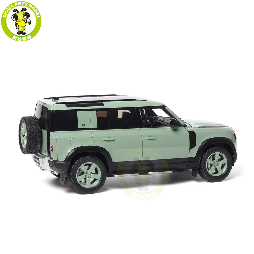 ミニカー ALMOST REAL 1/18 LAND ROVER DEFENDER 110 1/18 Almost Real 2020 Land Rover Defender 110 (Black & Orange) Car
