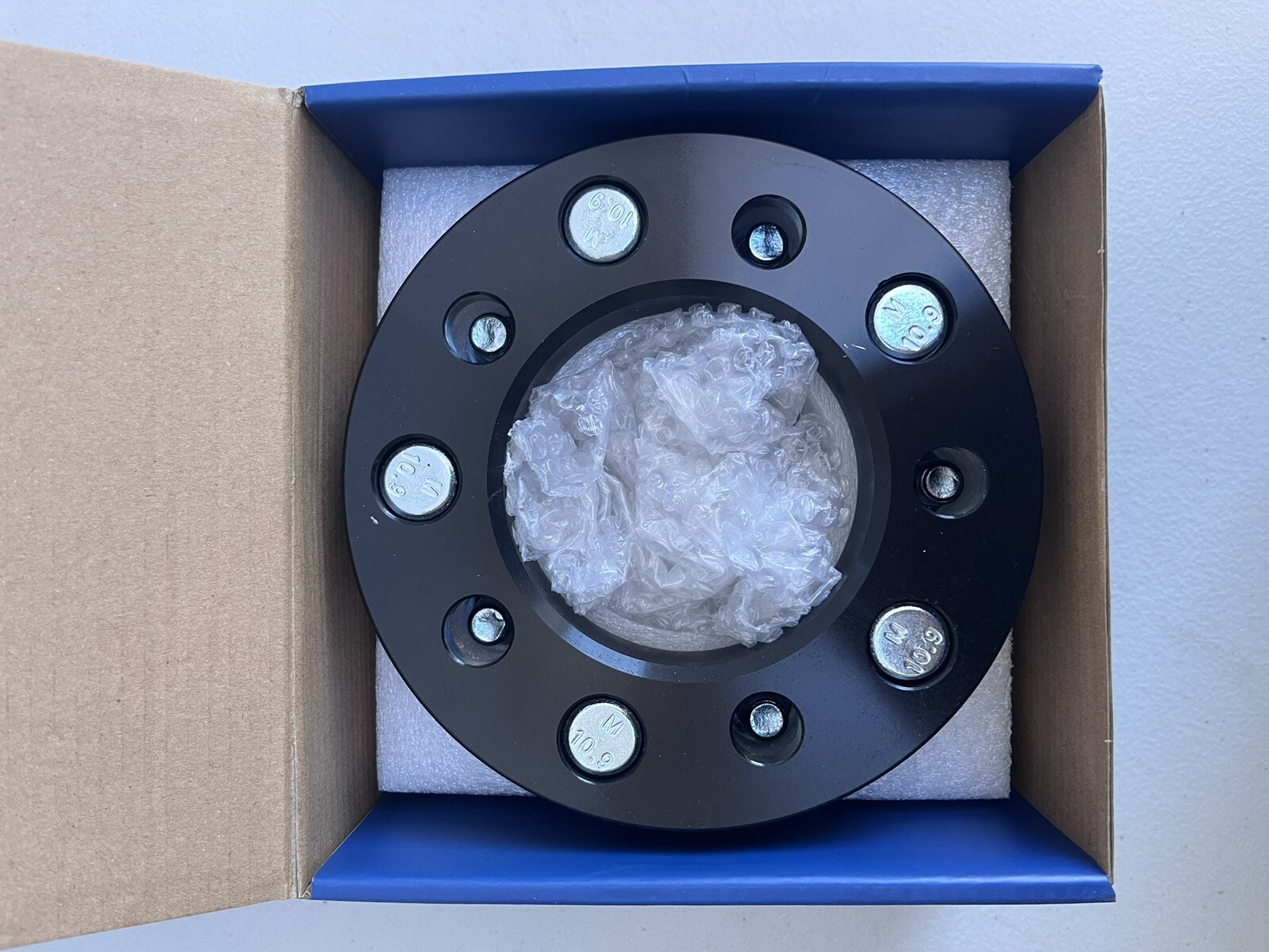 2pcs 2" Wheel Adapters 6x5.5 to 5x5 Spacer 5 lug wheels onto a 6