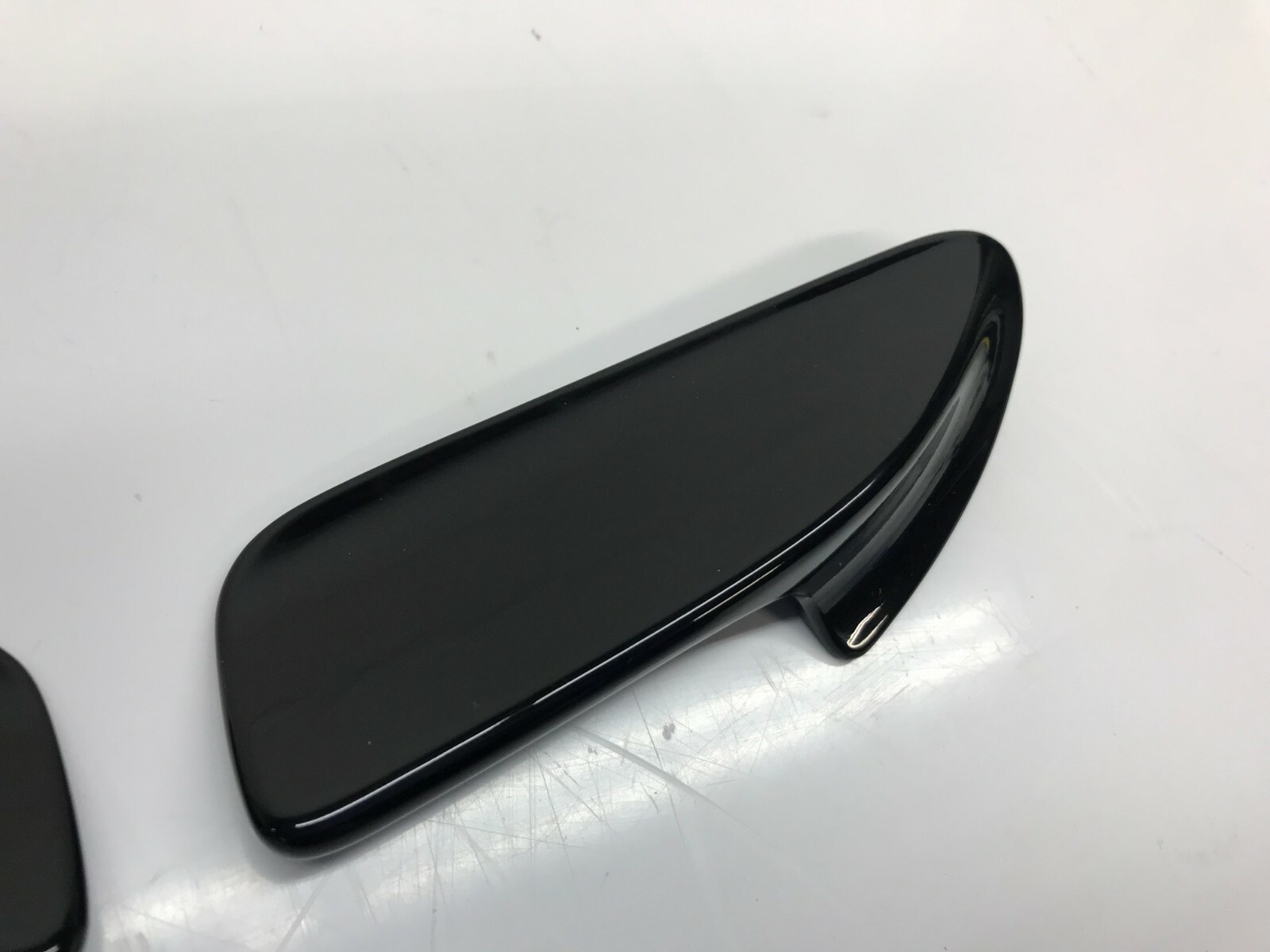 FERRARI 488 LEFT AND RIGHT EXTERIOR OUTER DOOR HANDLES OEM 87217610 87217710