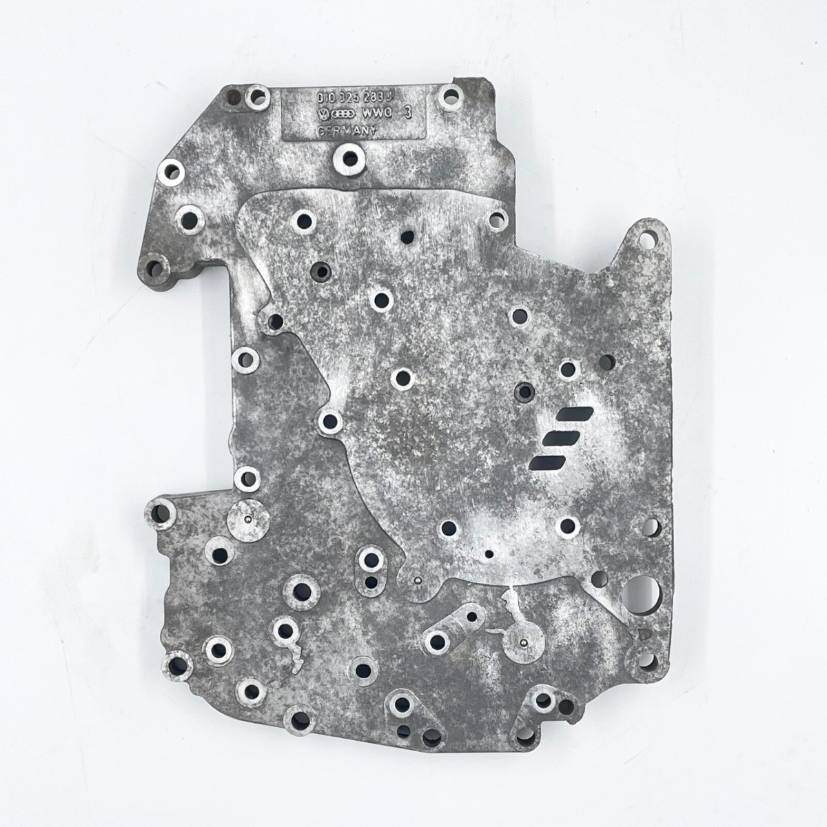 Genuine OEM Volkswagen 010325283J Transmission Valve Body Cover 