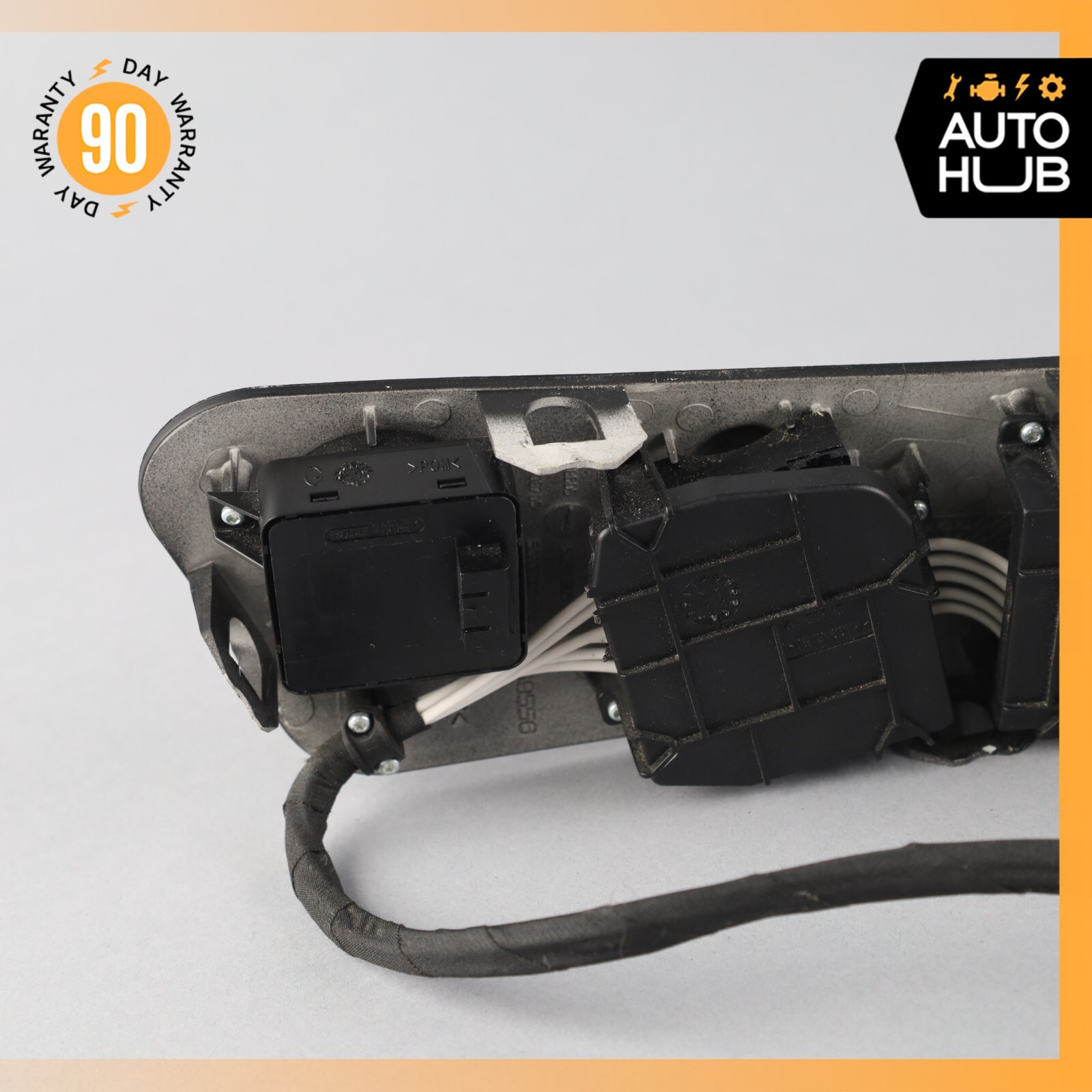 03-13 Maserati Quattroporte M139 Front Left Side Seat Control Memory Switch OEM